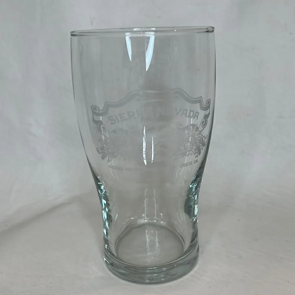 Sierra Nevada Beer Glass 16 Oz 5 3/4 In Tall 3 In Round Brewing Chico California